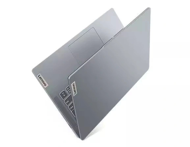 Ноутбук Lenovo IdeaPad Slim 3 15ARP10 (83K700HRRK) [15.3", Ryzen 7 170, 16 ГБ ОЗУ, 512 ГБ SSD, DOS]
