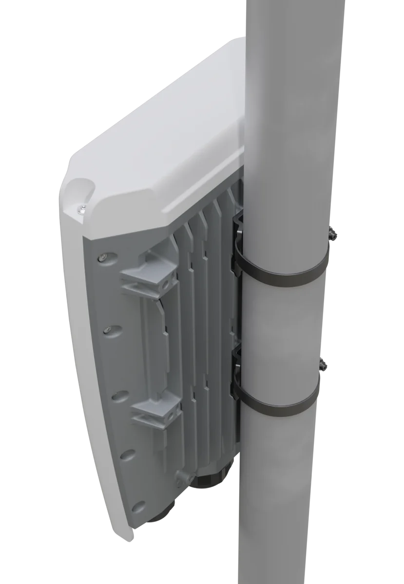 Коммутатор MikroTik CRS504-4XQ-OUT