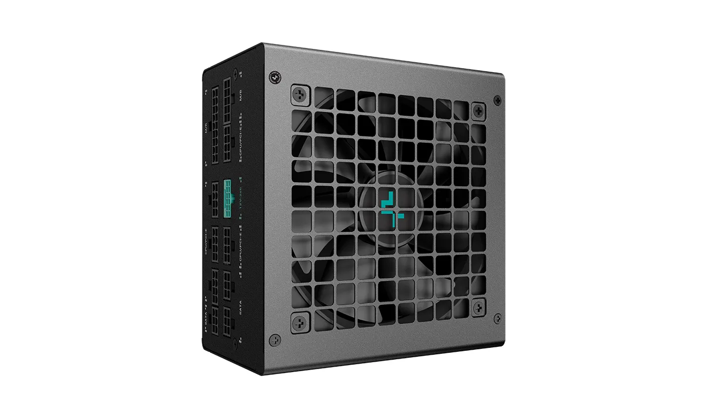 Блок питания DeepCool PN650М [650 Вт, 80 PLUS Gold, 8x SATA, 3x 6+2 pin PCIe, 2x 4+4 pin CPU, EPS12V, ATX]