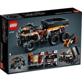 Конструктор LEGO Technic Внедорожный грузовик (42139)