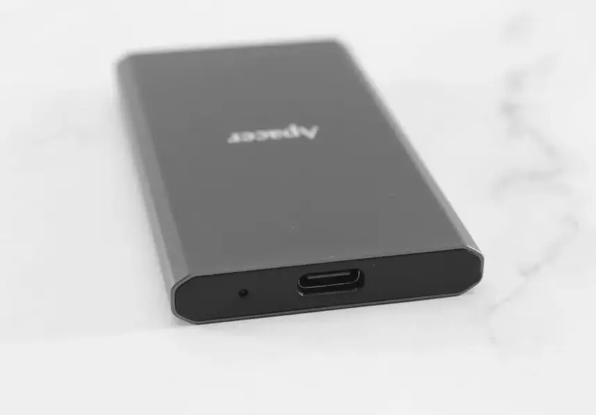 Внешний SSD-накопитель Apacer AS723 (AP2TBAS723B-1) [2 ТБ, USB 3.2 Gen 2 Type C, 2000/2000 МБит/с]