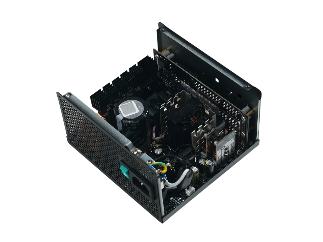 Блок питания DeepCool GamerStorm PQ750G (PQ750G-FD) [650 Вт, 80 PLUS Gold, 8x SATA, 1 x 16 pin (12VHPWR), 3 x 6+2 pin PCIe, 2x 4+4 pin CPU, ATX]