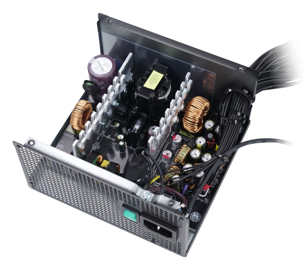 Блок питания GamerStorm PF650X [650 Вт, 80 PLUS Bronze, 6x SATA, 2 x 6+2 pin PCIe, 1x 4+4 pin CPU, EPS12V, ATX]