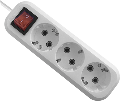 Удлинитель с заземлением Defender L330 16 А, 5 м, 3 розетки, выключ, белый
