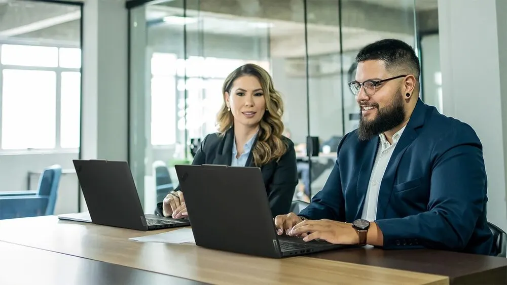 Поднимите свой рабочий день на новый уровень с помощью ПК с искусственным интеллектом