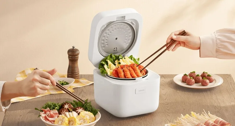 Имея достаточный размер для минимизации отходов, он идеально подходит для индивидуальных приемов пищи и совместных обедов.