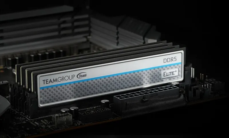 Совместимо с платформами DDR5 систем Intel и AMD