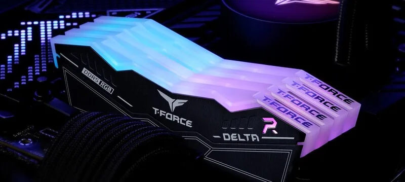 Цвета RGB и сверхширокая подсветка 120°