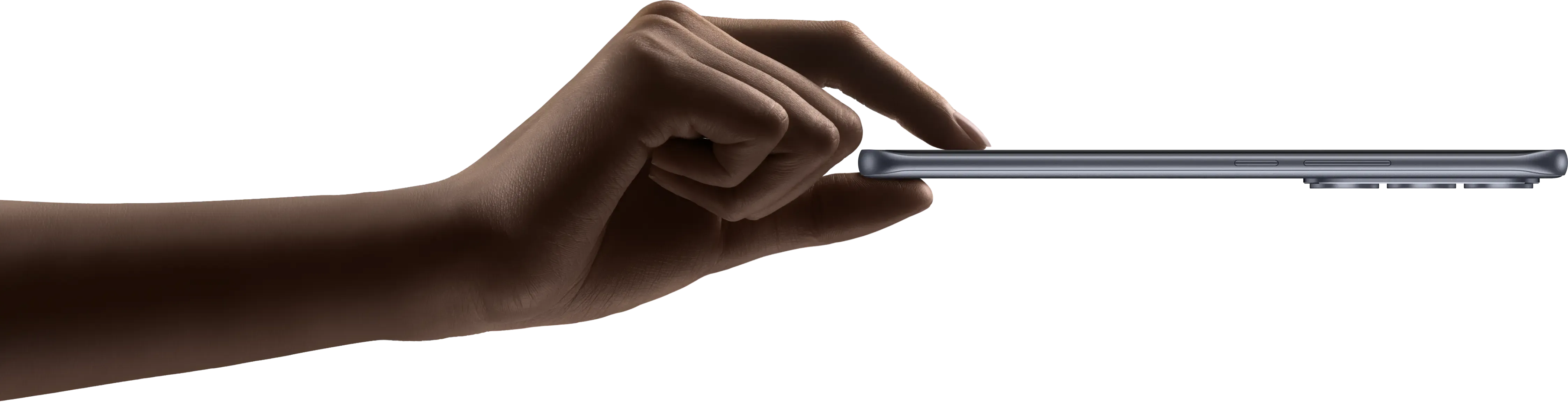 УЛЬТРА-ТОНКИЙ ДИЗАЙН КОРПУСА