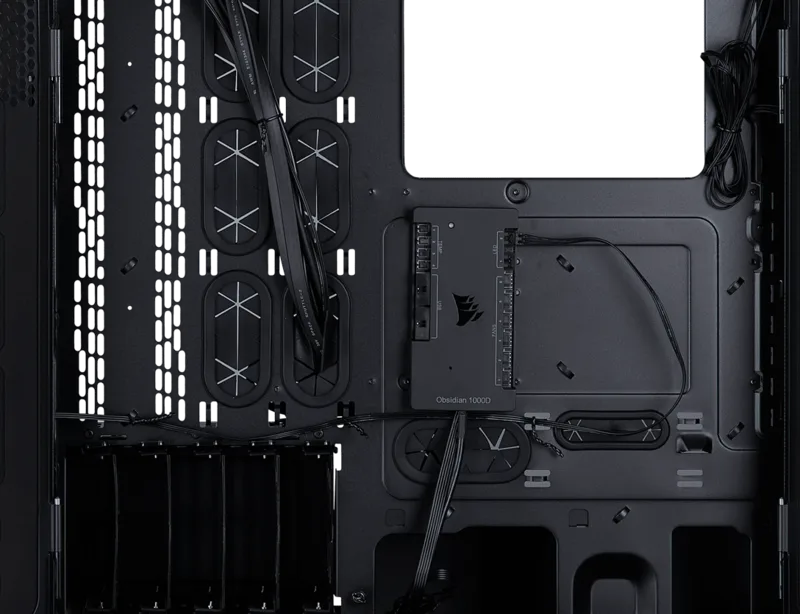 ВСТРОЕННОЕ УМНОЕ УПРАВЛЕНИЕ ОСВЕЩЕНИЕМ И ВЕНТИЛЯТОРОМ