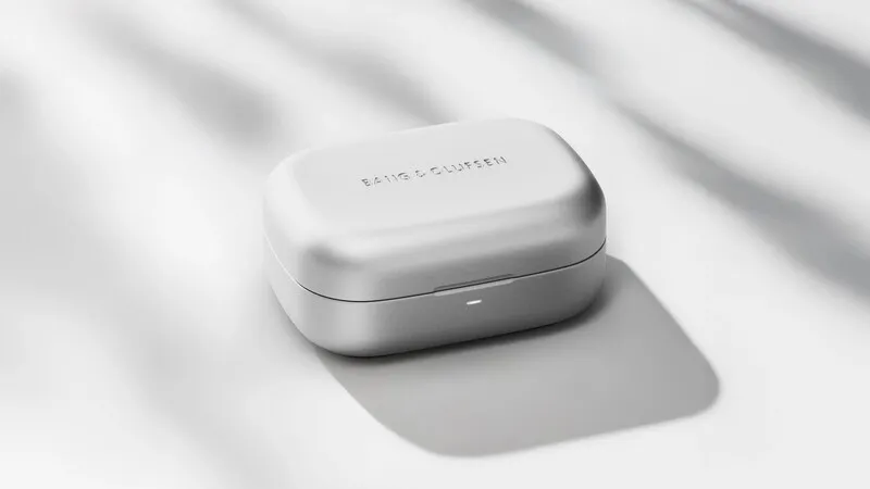 Услышьте. Выделитесь