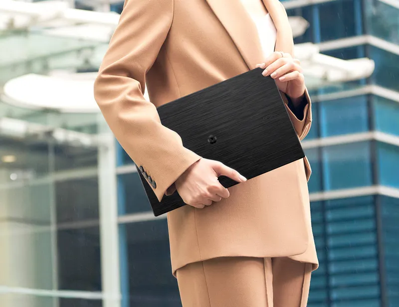 Изящный и портативный дизайн