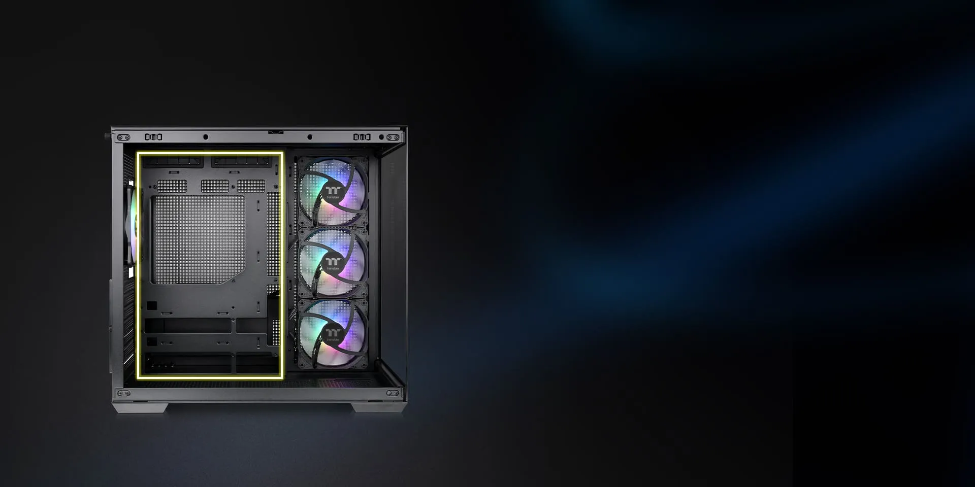 Совместимо с материнскими платами со скрытыми разъемами.